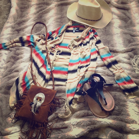 Full Tilt Sweaters - Full Tilt Poncho style kimono